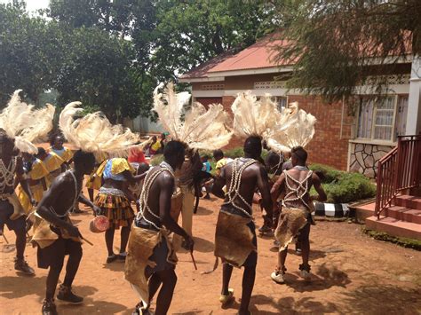 The Itaipu Falls Festival: Celebrating Agricultural Bounty and Honoring Tupi Ancestral Spirits